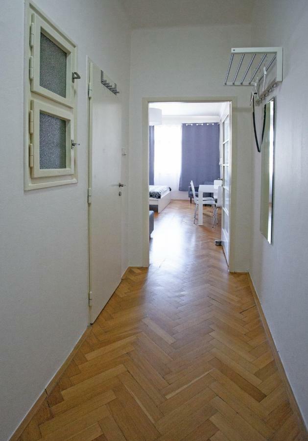 Casa Anna Apartment Opletalova Praag Buitenkant foto